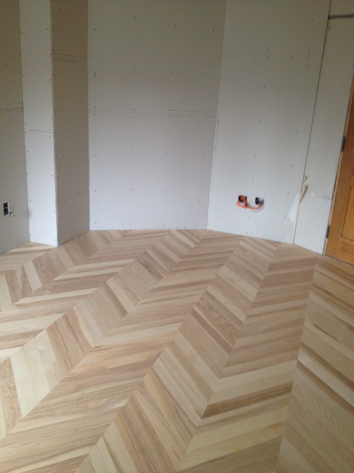 Herringbone Pattern, Manhattan — photo 1