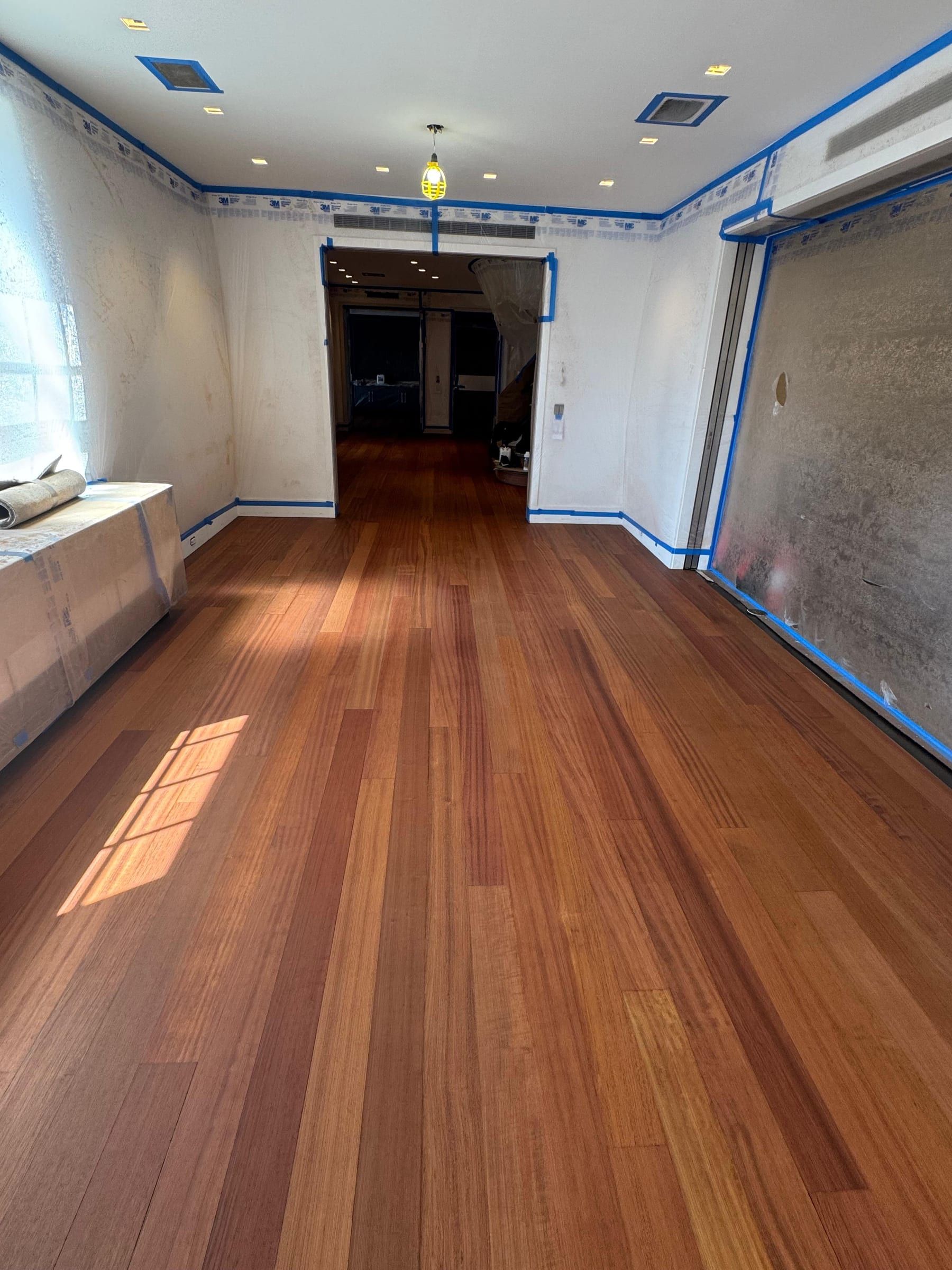 Strip Floor Gallery Hallway — photo 1