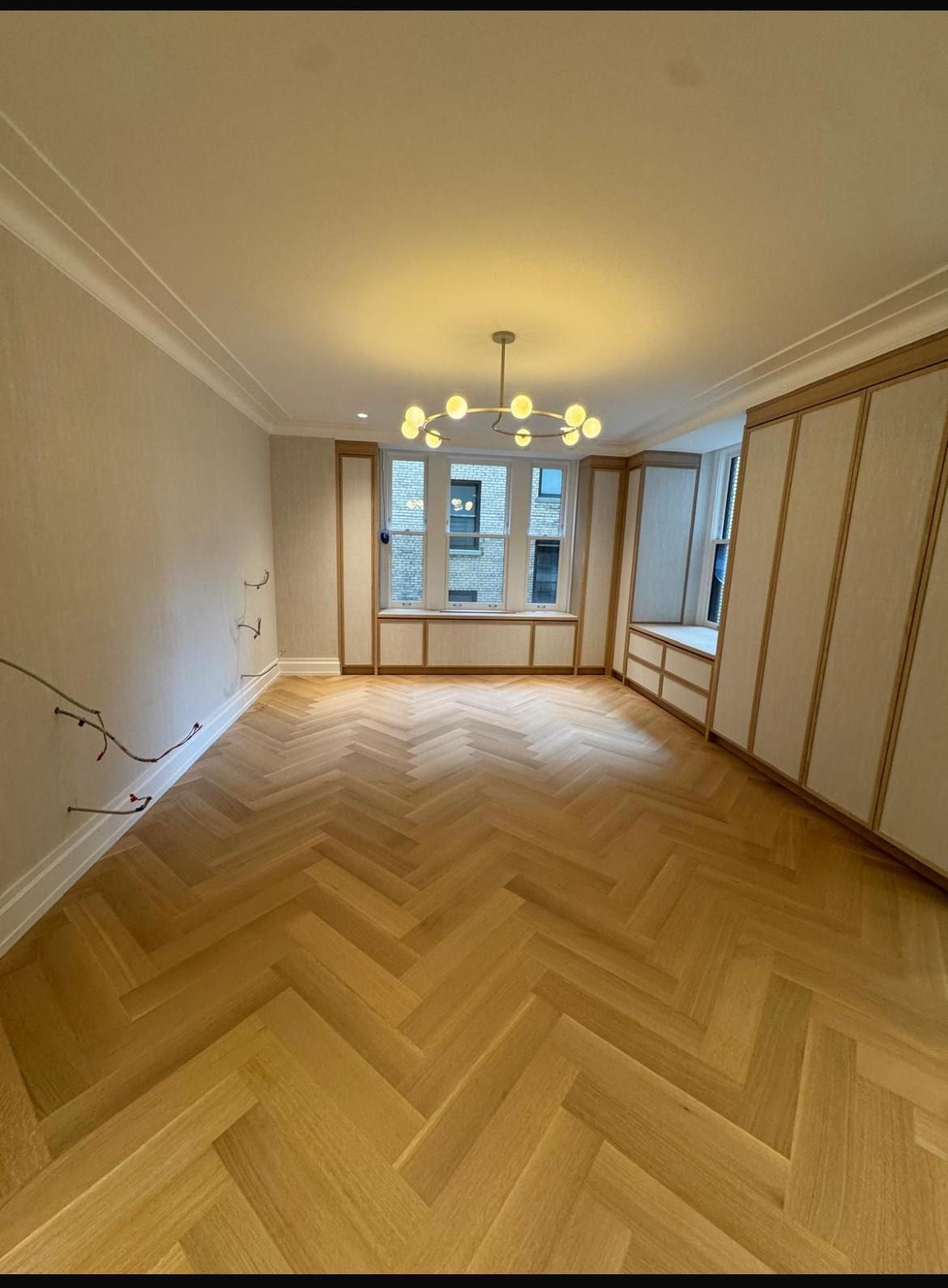 Light Oak Herringbone — photo 2